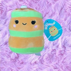 Hermine the pancakes squishmallow